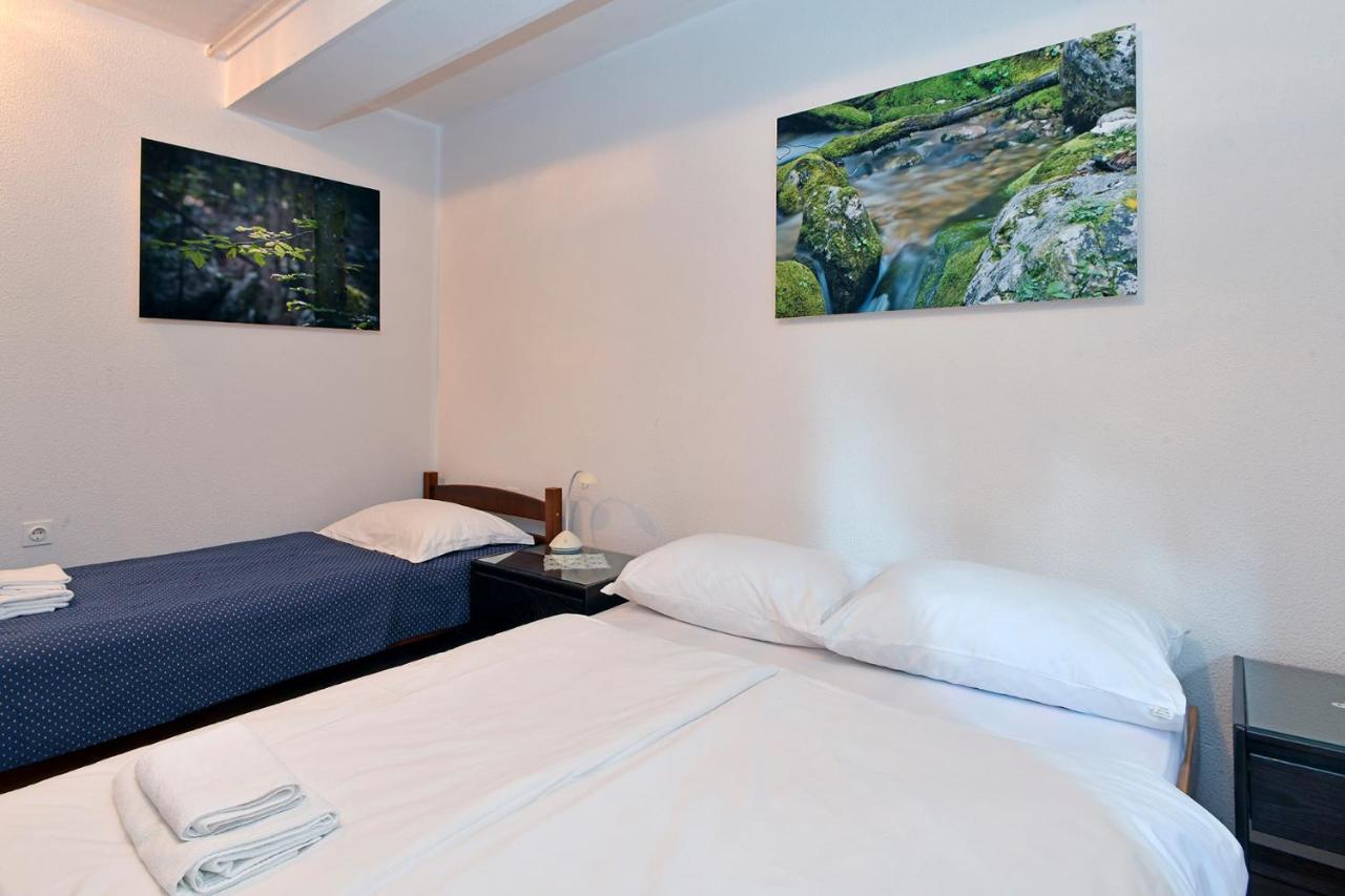 Bed and Breakfast Gostilna Lokve Esterno foto