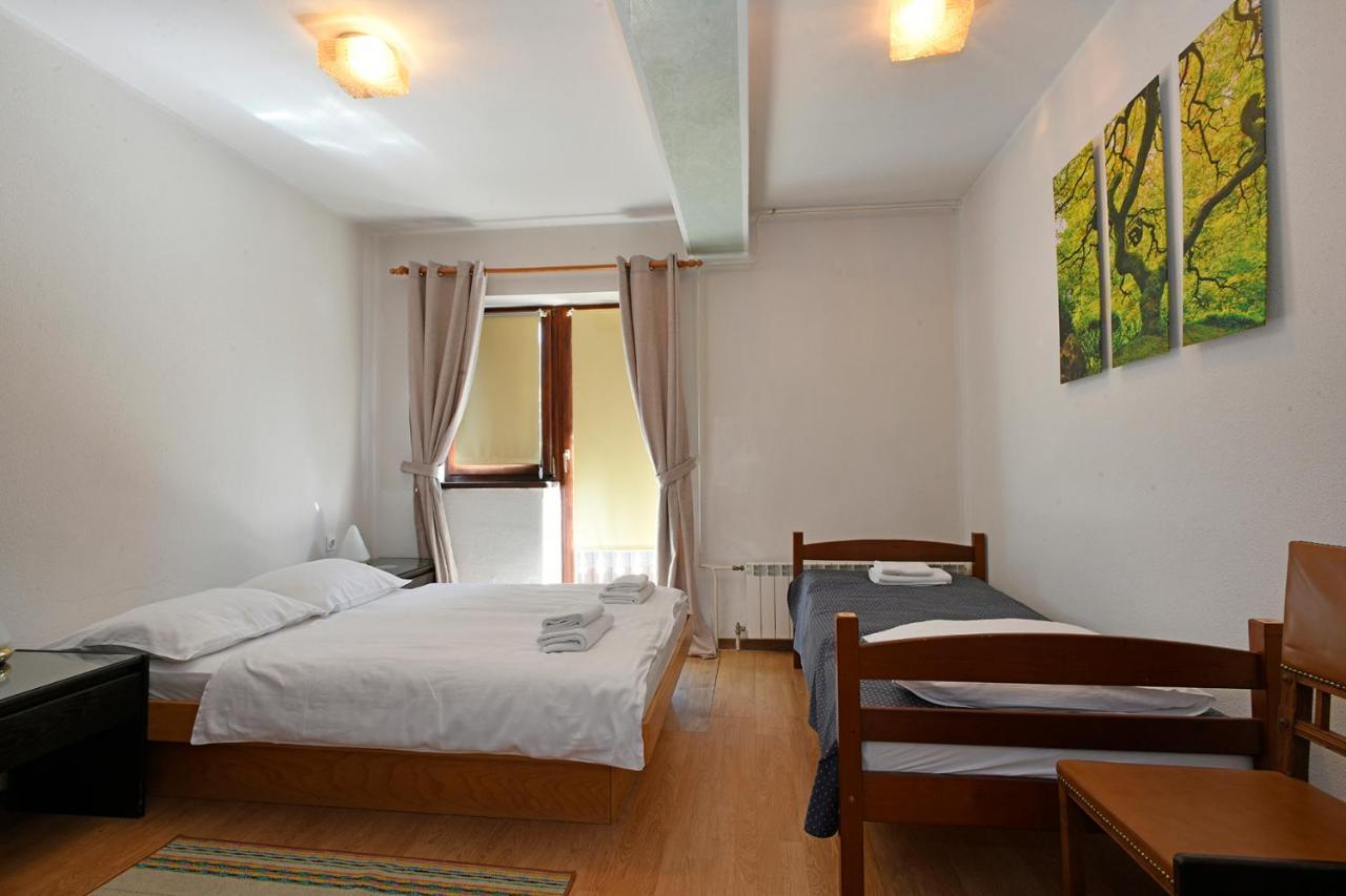 Bed and Breakfast Gostilna Lokve Esterno foto