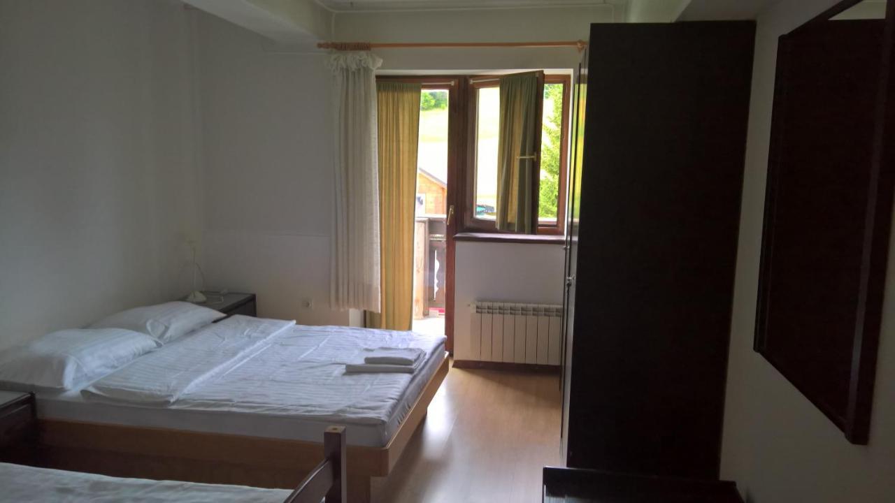 Bed and Breakfast Gostilna Lokve Esterno foto