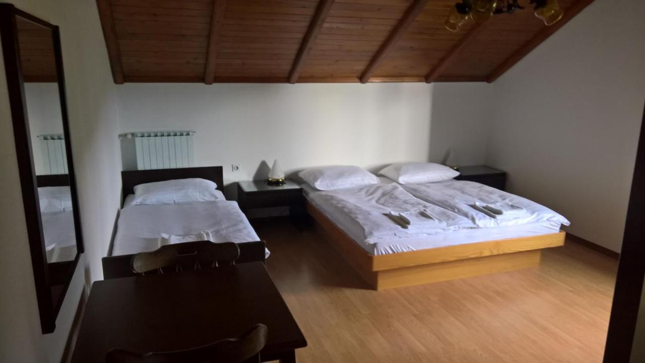 Bed and Breakfast Gostilna Lokve Esterno foto