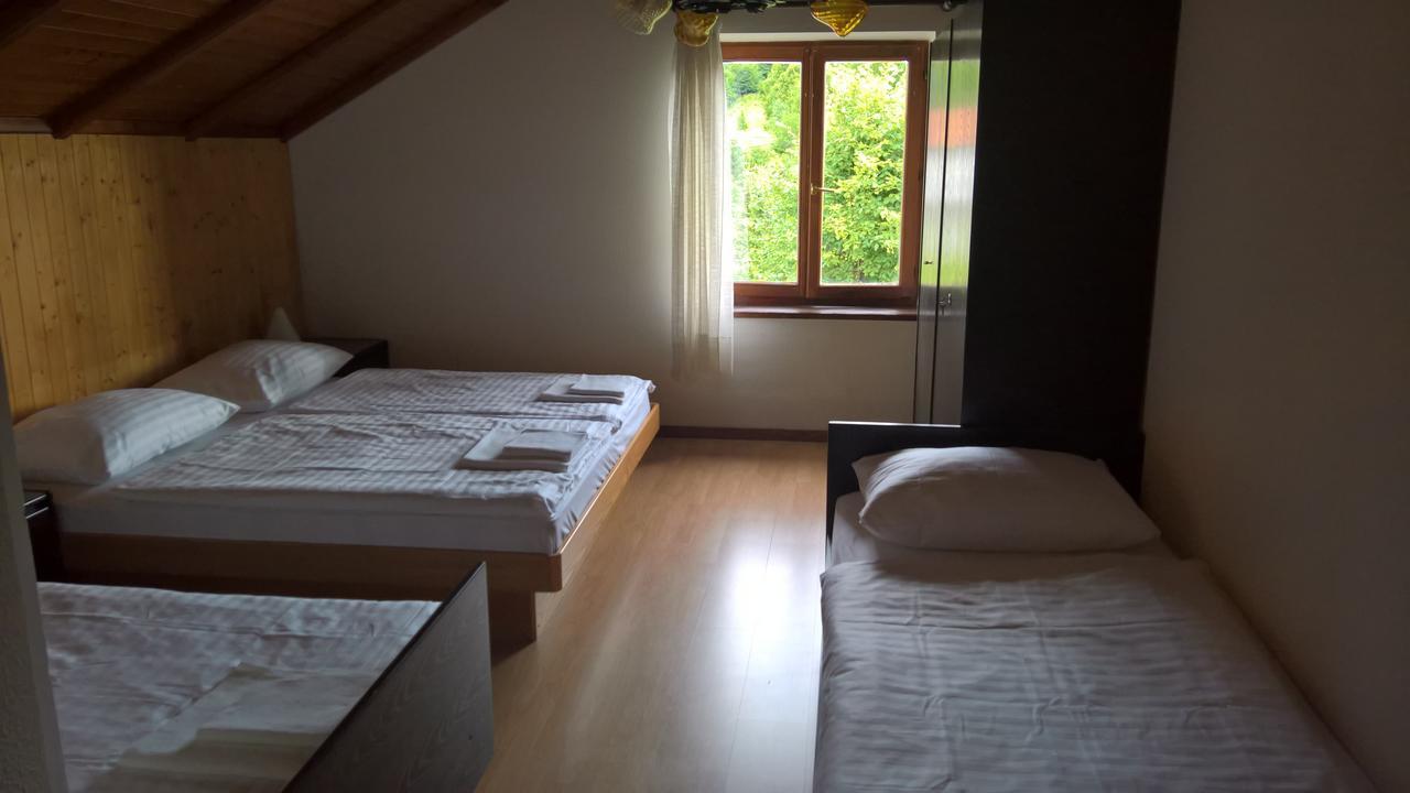 Bed and Breakfast Gostilna Lokve Esterno foto
