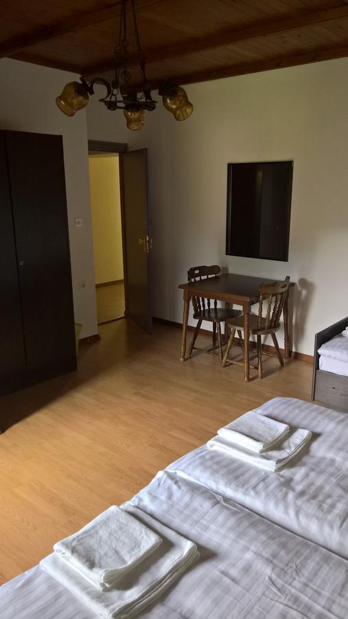 Bed and Breakfast Gostilna Lokve Esterno foto